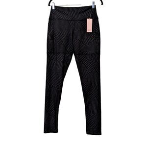 New Kathy CP01 Womens Size L/XL Gray Black Striped Comfort Pull On Leggings